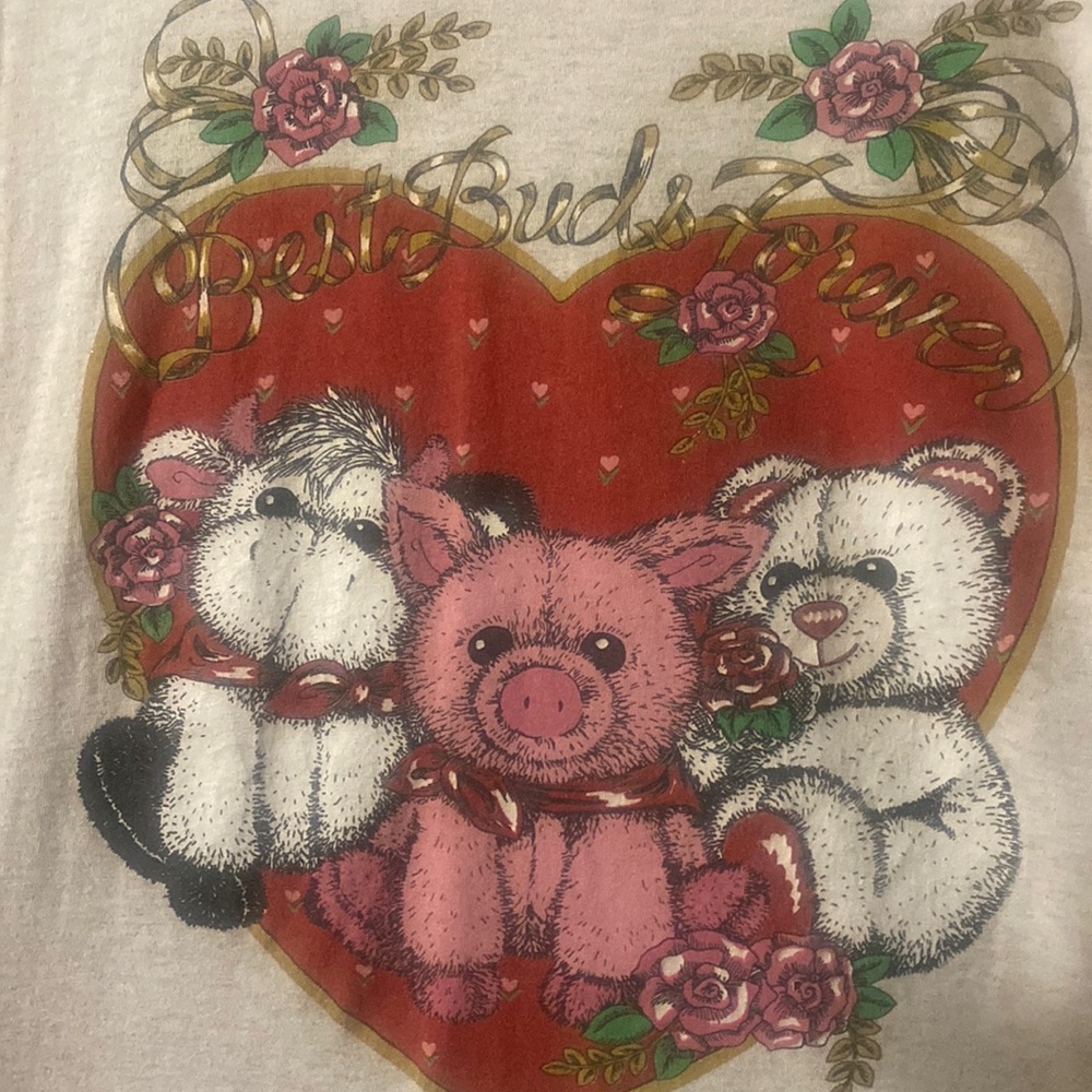 XL t shirt; graphic